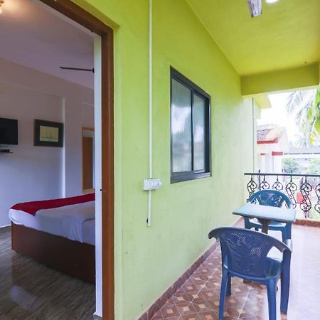 Fullmoon Beach Place Candolim Extérieur photo